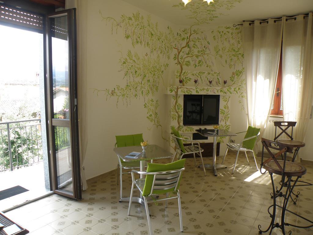 Casnate Con Bernate B&B Villa Mirella מראה חיצוני תמונה