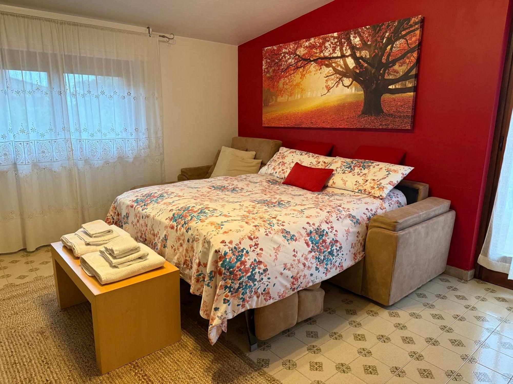 Casnate Con Bernate B&B Villa Mirella מראה חיצוני תמונה